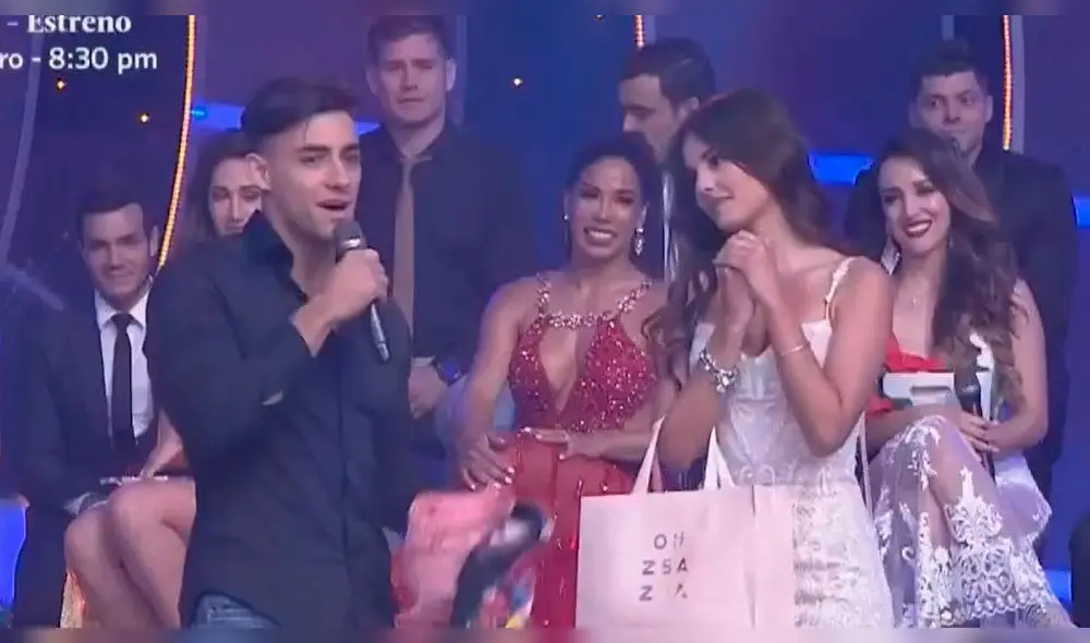 La modelo le envió un tierno mensaje a su expareja durante los premios EEG 2019. La modelo le envió un tierno mensaje a su expareja durante los premios EEG 2019.