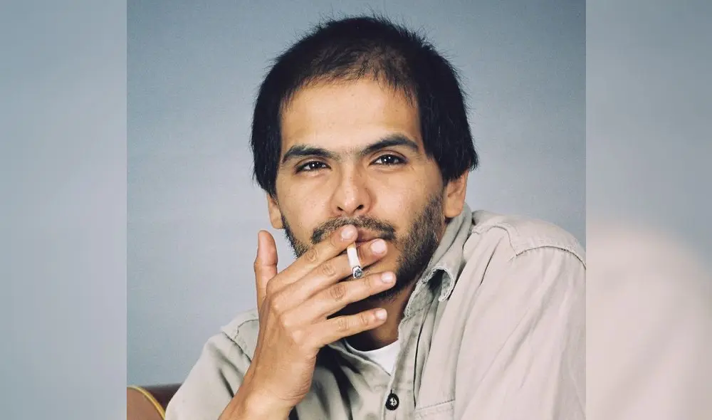 Rafo Ráez, cantautor de nuestra música contemporánea. Rafo Ráez, cantautor de nuestra música contemporánea.