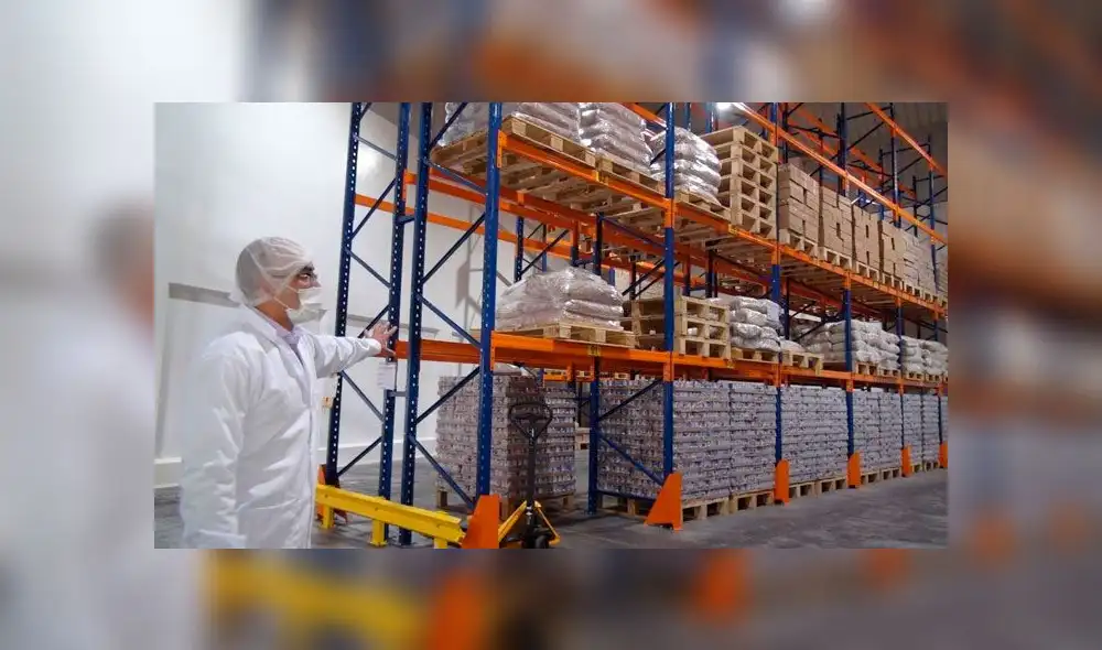 Almacenes de alimentos para el programa Qali Warma. Foto: La República / Virgilio Grajeda