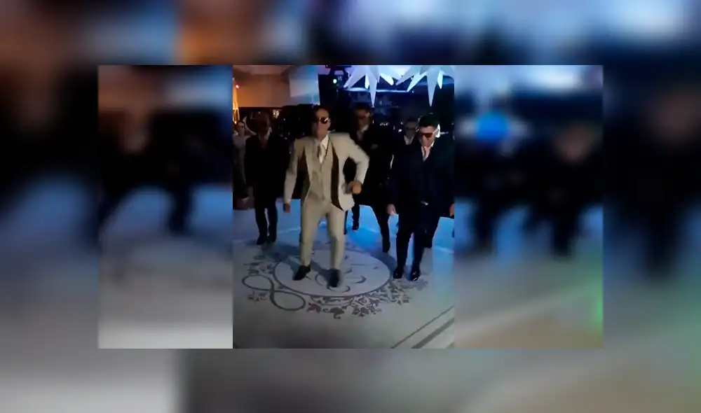 En YouTube, un novio quería sorprender a los invitados de su boda y se atrevió a bailar canción de Bruno Mars. En YouTube, un novio quería sorprender a los invitados de su boda y se atrevió a bailar canción de Bruno Mars.