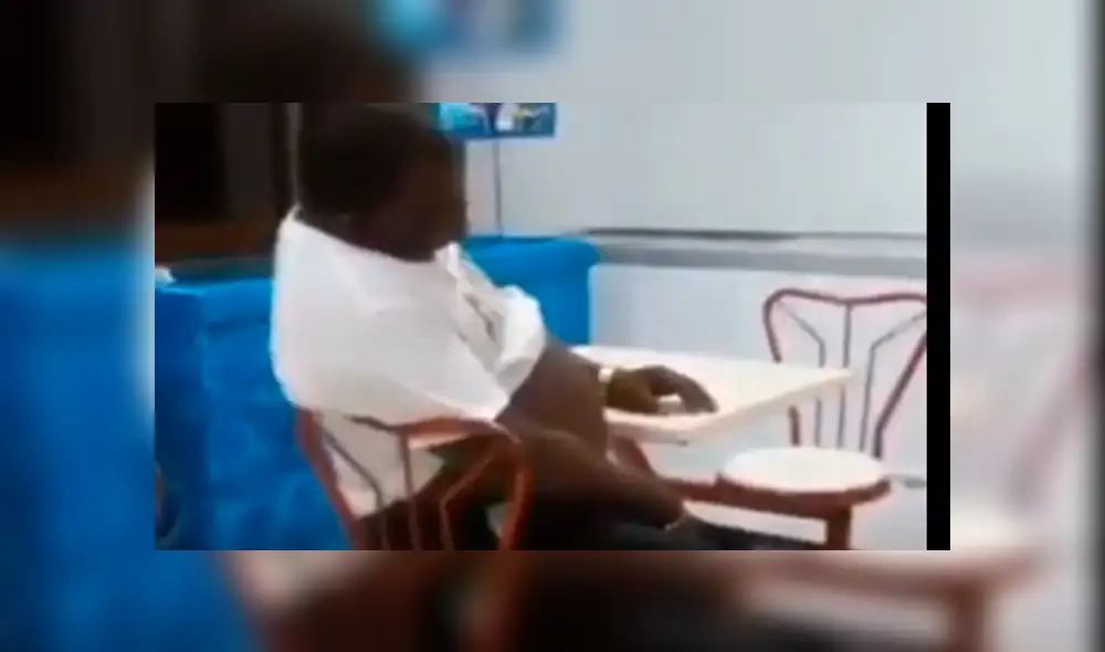 Facebook viral: hombre es troleado cruelmente luego de caerse de una silla mientras dormía [VIDEO]