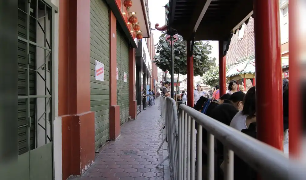 Galerías comerciales del ''Barrio Chino'' permanecen clausuradas. [FOTO]