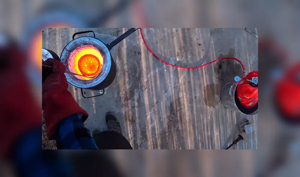 Un youtuber realizó un experimento con lava que dejó atónitos a miles de personas en redes sociales.