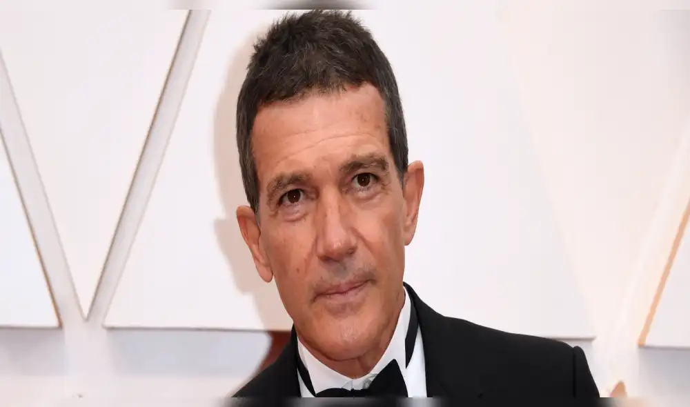 Antonio Banderas revela en Instagram que superó la COVID-19 y envía mensaje de aliento a los infectados Antonio Banderas revela en Instagram que superó la COVID-19 y envía mensaje de aliento a los infectados