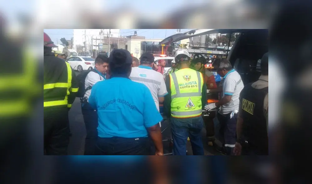 Según testigos, el causante del accidente fue el chofer del bus que se pasó la luz roja. (Foto: La República)