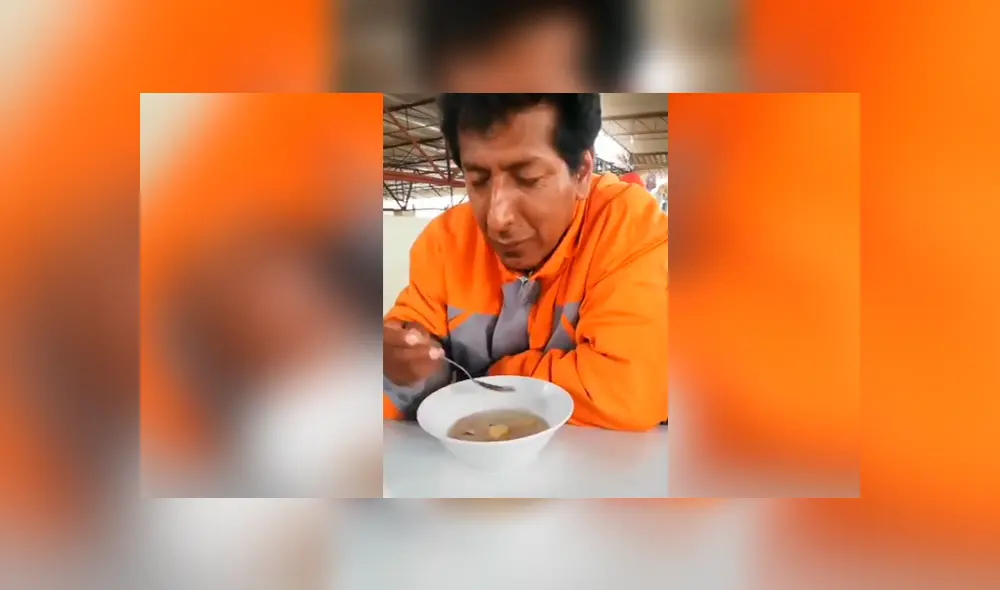 Facebook viral: hombre se queda dormido mientras come y su amigo le hace cruel broma Facebook viral: hombre se queda dormido mientras come y su amigo le hace cruel broma