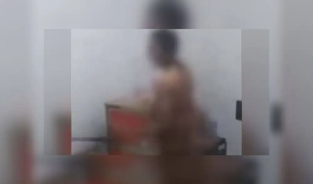 El menor fue castigado salvajemente por los guardias de seguridad, quienes lo grabaron todo. Foto: Difusión El menor fue castigado salvajemente por los guardias de seguridad, quienes lo grabaron todo. Foto: Difusión