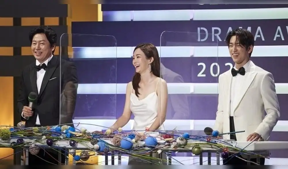 Desliza para ver más imágenes de los Seoul International Drama Awards 2020 Créditos: Captura MBC