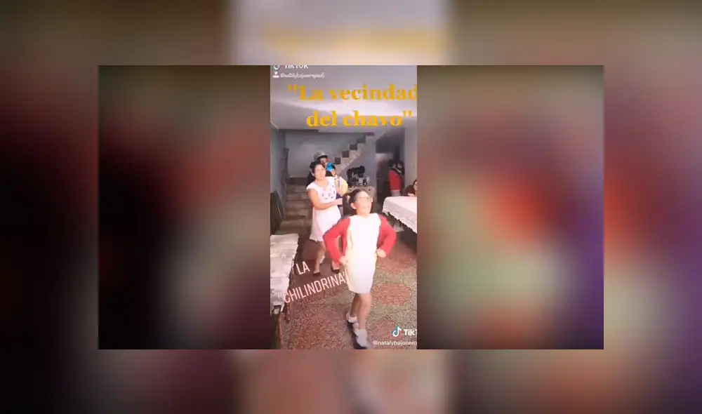 Desliza las imágenes para ver la peculiar parodia que hizo esta familia peruana de la 'Bonita Vecindad'. Foto: Nataly Bajonero/TikTok Desliza las imágenes para ver la peculiar parodia que hizo esta familia peruana de la 'Bonita Vecindad'. Foto: Nataly Bajonero/TikTok