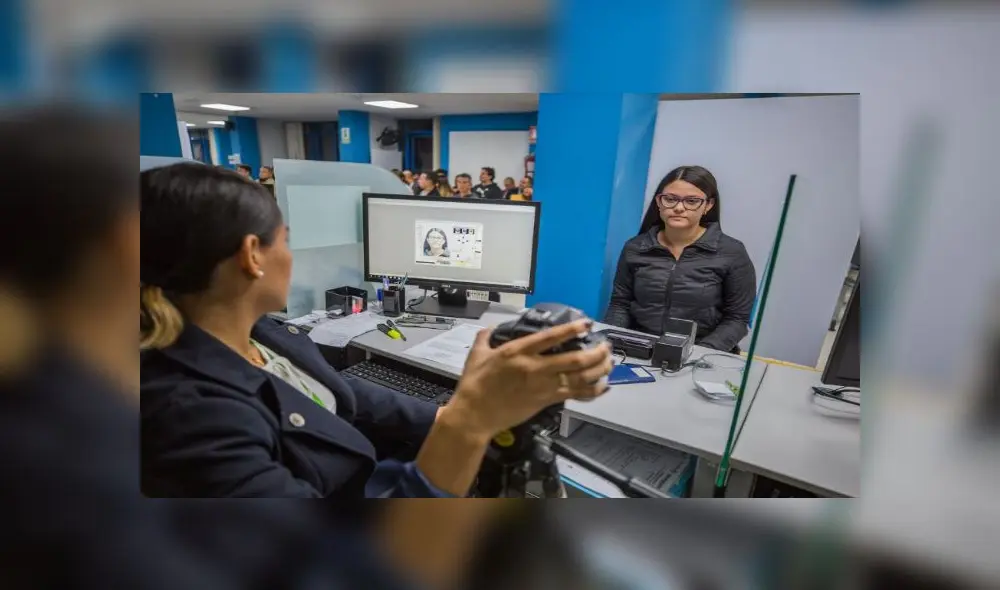 Migraciones amplía horario de atención para los extranjeros a 24 horas