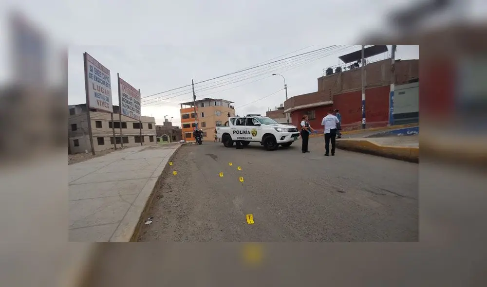 Peritos encontraron en el lugar cerca de 7 casquillos de bala. (Foto: Grace Mora / La República) Peritos encontraron en el lugar cerca de 7 casquillos de bala. (Foto: Grace Mora / La República)