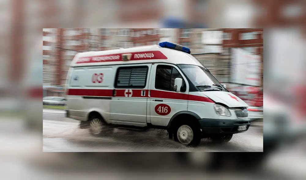 Ambulancia sufrió accidente de tránsito.