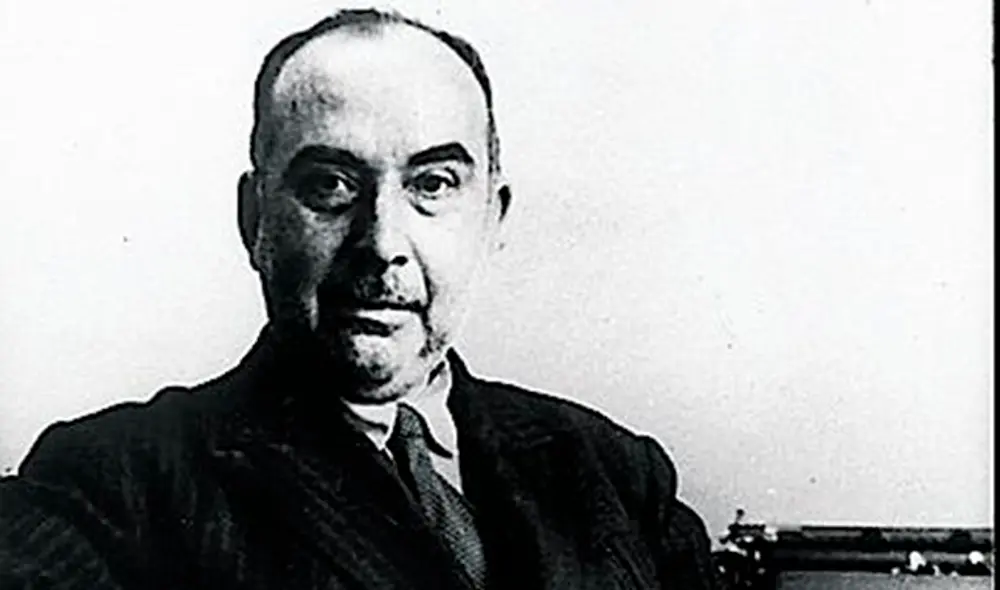 Personajes. Escenas de la vida del artista Martín Adán son expuestas en las páginas de Puente.