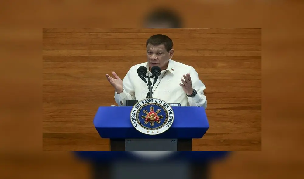 This handout photo taken and released on July 27, 2020 by the Philippines' Presidential Photo Division (PPD) shows Philippine President Rodrigo Duterte delivering his annual State of the Nation Address in congress in Manila. (Photo by Handout / Philippines' Presidential Photographers Division (PPD) / AFP) / RESTRICTED TO EDITORIAL USE - MANDATORY CREDIT "AFP PHOTO / PRESIDENTIAL PHOTOGRAPHERS DIVISION" - NO MARKETING - NO ADVERTISING CAMPAIGNS - DISTRIBUTED AS A SERVICE TO CLIENTS