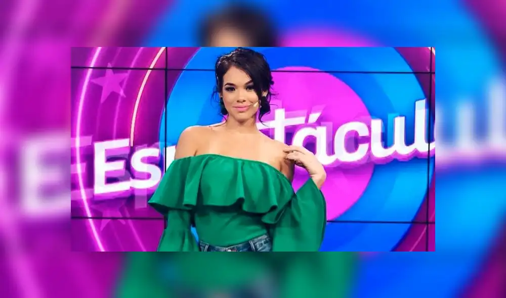 Jazmín Pinedo enciende Instagram al grabarse en bata [VIDEO]