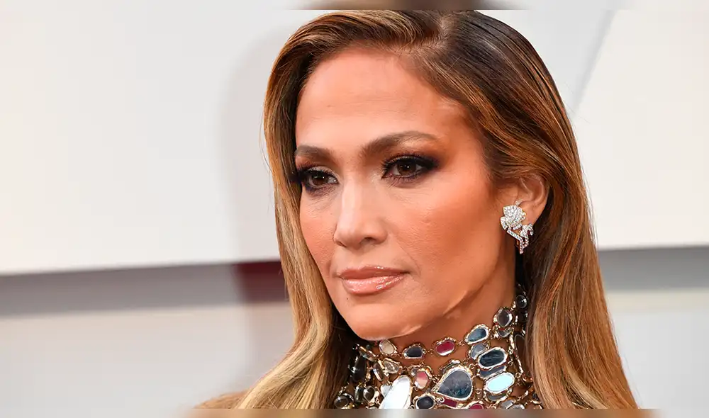 Jennifer Lopez sorprende las redes con escultural cuerpo en bikini [FOTOS]