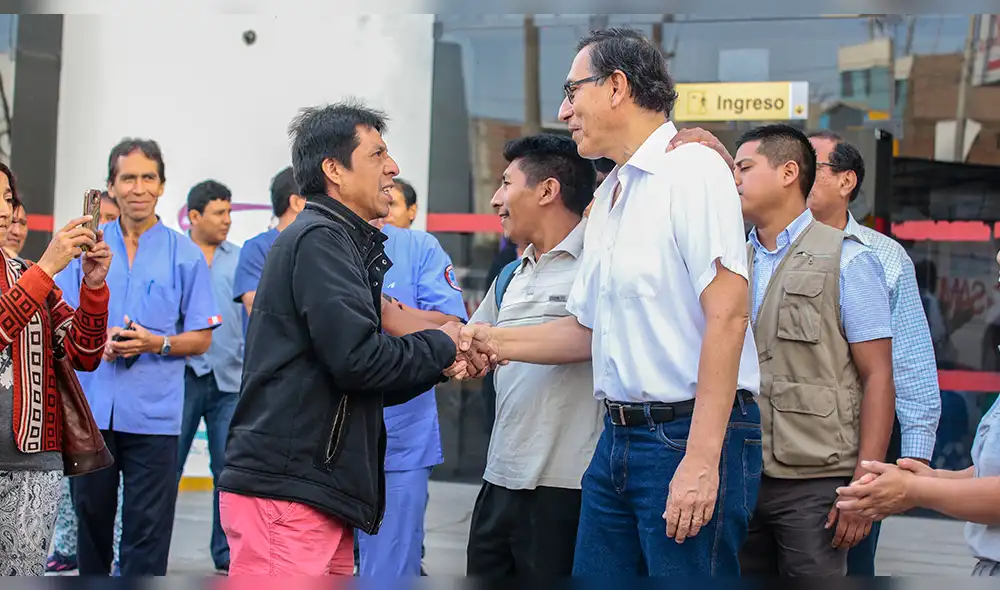 Martín Vizcarra realizó visita inopinada al Hospital del Niño [VIDEO]