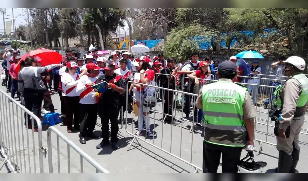 Entradas para Perú vs. Costa Rica se revenden hasta en 350 soles [FOTOS Y VIDEO]