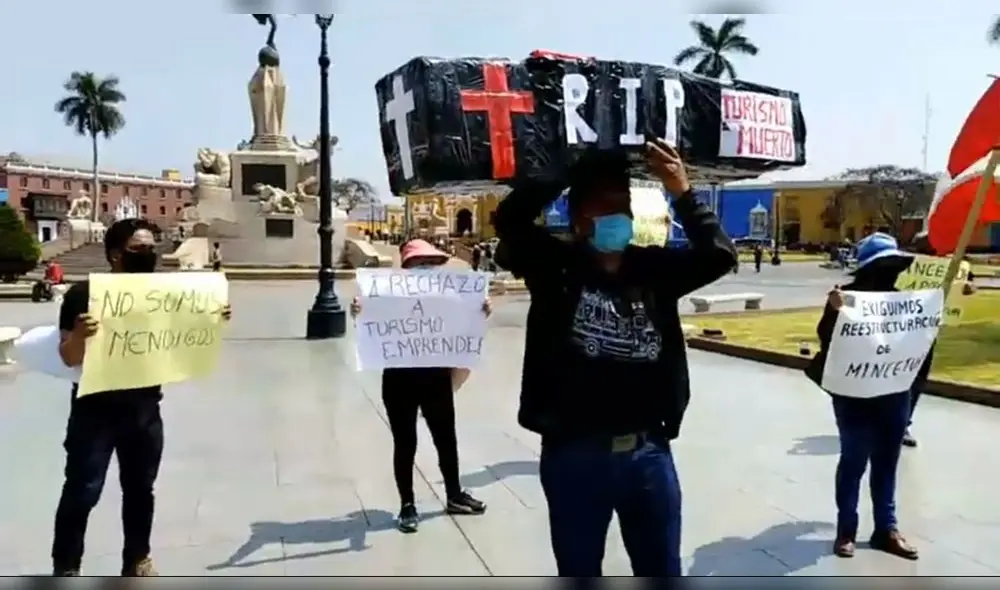Un grupo llegó hasta la plaza de Armas. Foto: Captura de vídeo Un grupo llegó hasta la plaza de Armas. Foto: Captura de vídeo