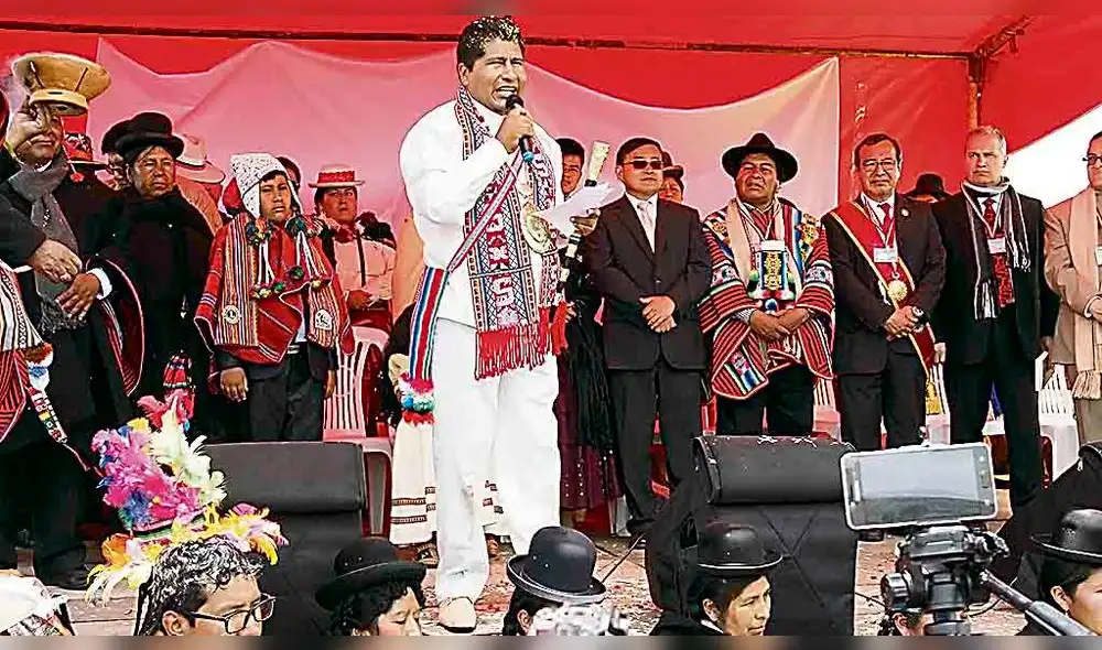 En el recuerdo. Aduviri juramentó para gobernar Puno por 4 años. La sentencia lo impediría.