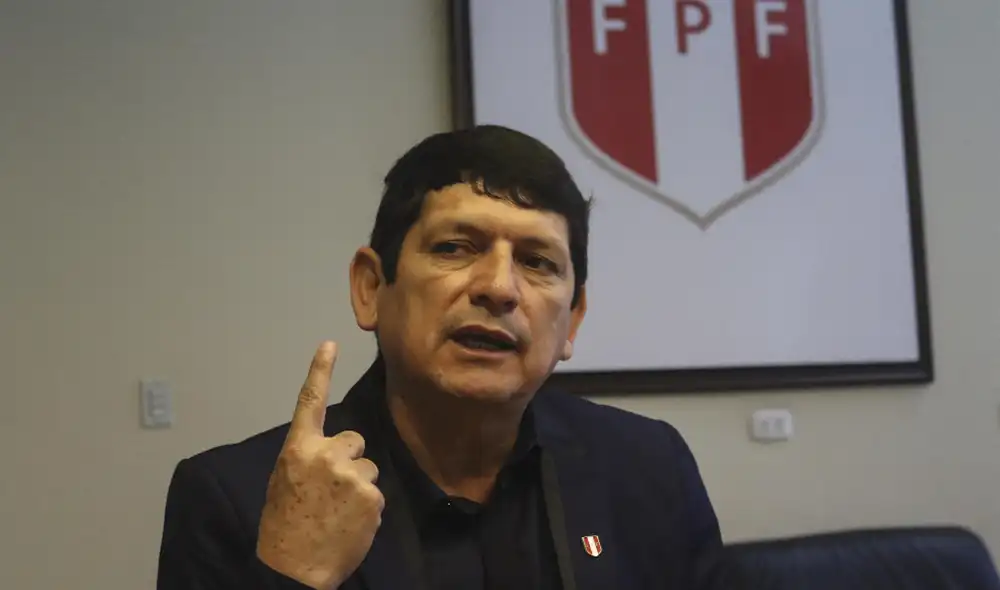 Agustín Lozano se refirió a acusación sobre reventa de FPF. | Foto: GLR