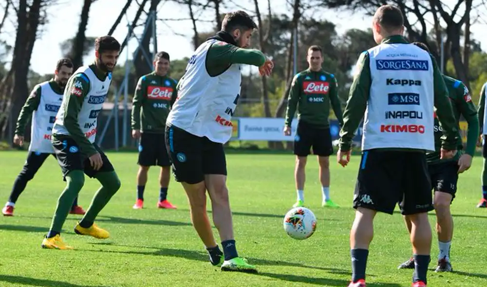 Napoli retomará a los entrenamientos el miércoles 25 de marzo. Napoli retomará a los entrenamientos el miércoles 25 de marzo.