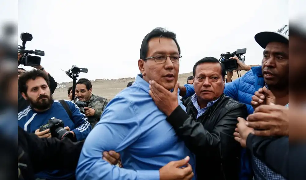 Investigarán compra de casa de Félix Moreno y esposa en efectivo