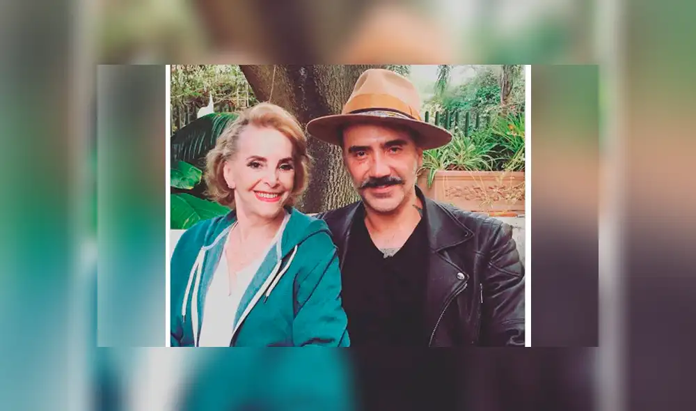 Alejandro Fernández y su madre María del Refugio Abarca Villaseñor. Foto: Instagram