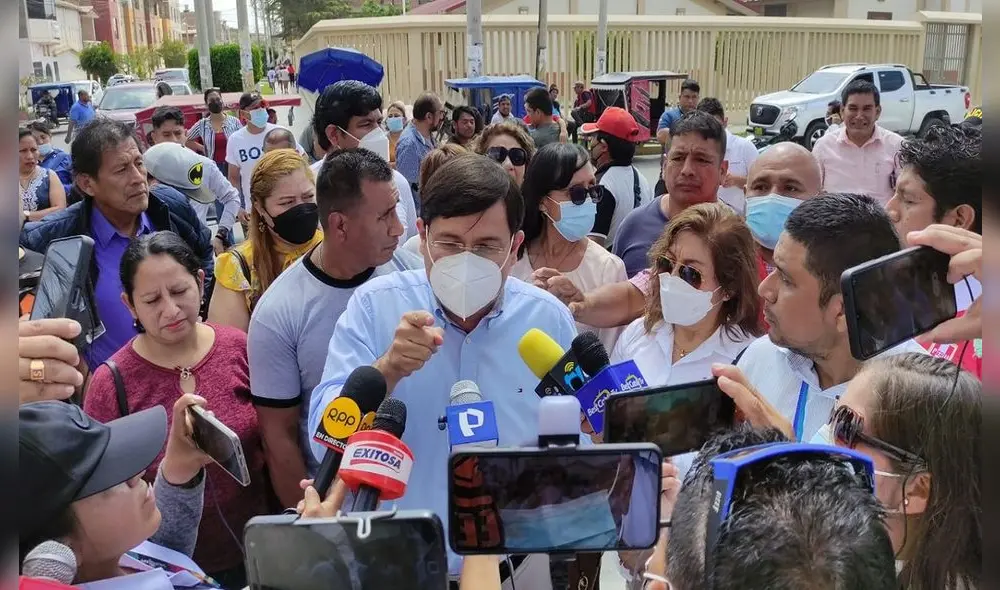 Candidato llega a emitir su voto en esta segunda vuelta electoral. Foto: Emmanuel Moreno/URPI-LR