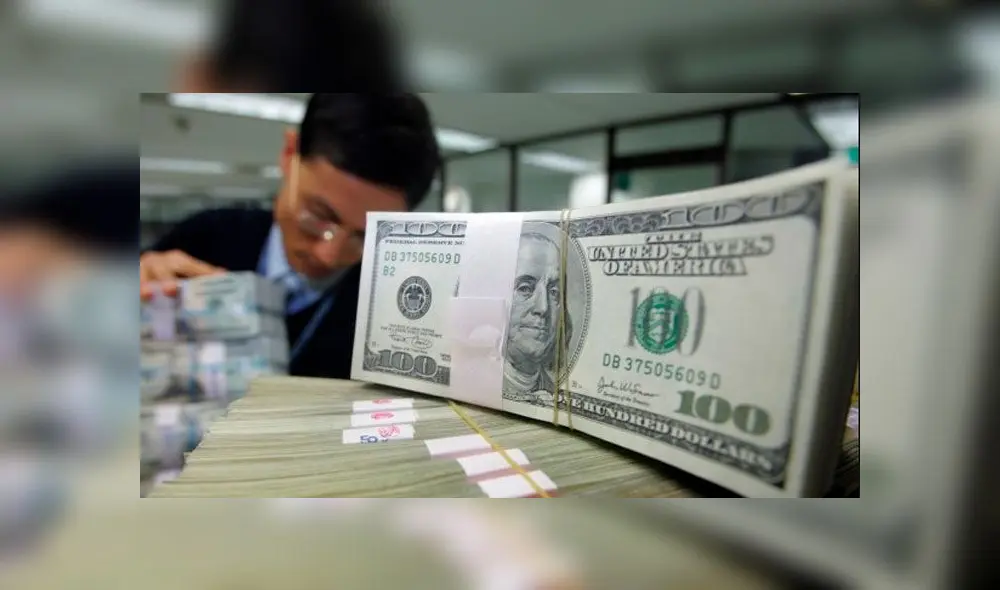 Dólar en Venezuela. Foto: AFP.