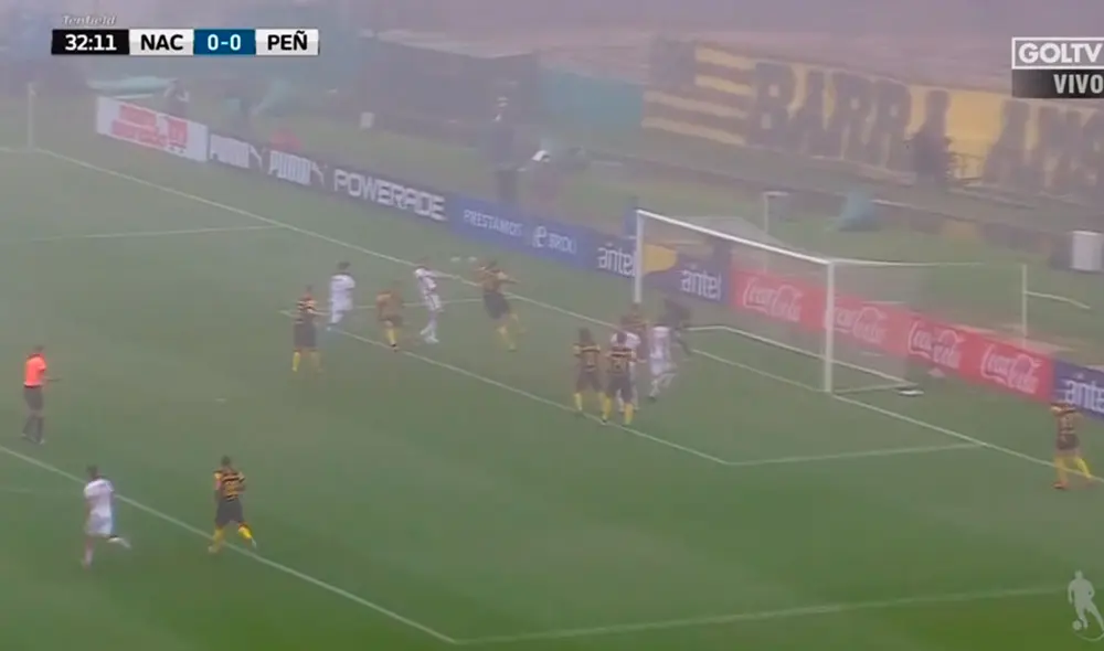 El delantero argentino marcó el primero para el 'Decano' en el clásico de Uruguay. Foto: Captura/Gol TV El delantero argentino marcó el primero para el 'Decano' en el clásico de Uruguay. Foto: Captura/Gol TV