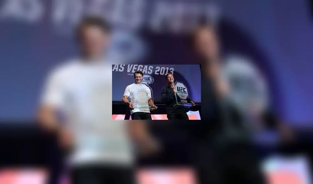 Forrest Griffin y Stephan Bonnar, miembros del Salón de la Fama de UFC. Forrest Griffin y Stephan Bonnar, miembros del Salón de la Fama de UFC.