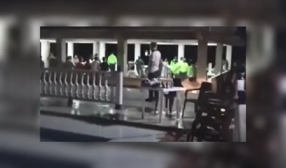 En el lugar hallaron desde alcohol adulterado, así como drogas y armas de fuego. (Foto: captura)