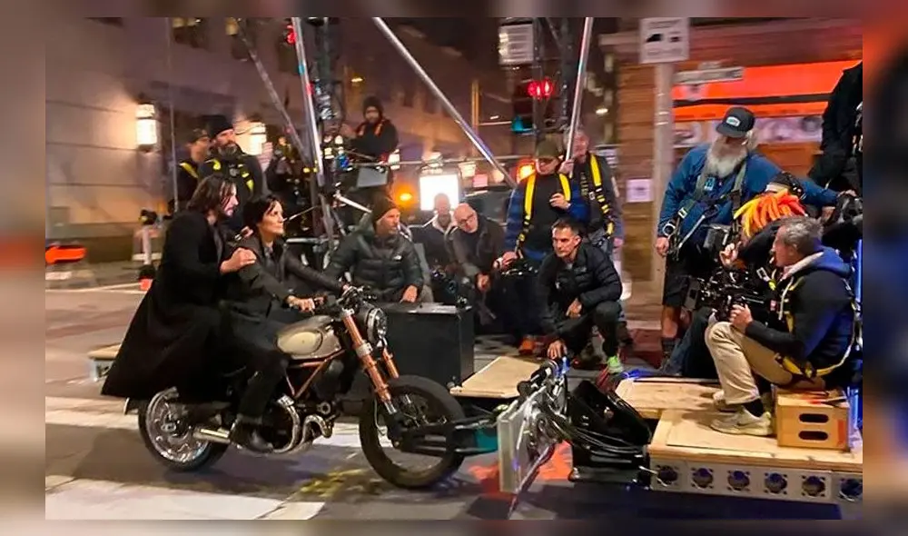 Matrix 4 rodaje de Neo y Trinity. Créditos: Difusión