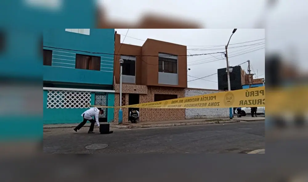 Peritos en Criminalística llegaron hasta la escena para buscar posibles rastros que ayuden a dar con el paradero de los responsables. (Foto: Vanessa Trebejo / URPI - GLR) Peritos en Criminalística llegaron hasta la escena para buscar posibles rastros que ayuden a dar con el paradero de los responsables. (Foto: Vanessa Trebejo / URPI - GLR)