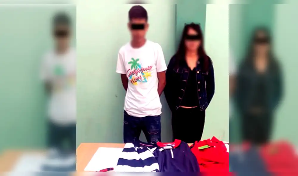 La pareja fue trasladada a la comisaría. La pareja fue trasladada a la comisaría.