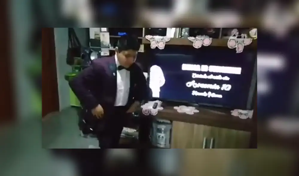 A través de Facebook se hizo viral un niño, quien dedicó una canción a su padre policía por su arduo trabajo en esta época. A través de Facebook se hizo viral un niño, quien dedicó una canción a su padre policía por su arduo trabajo en esta época.