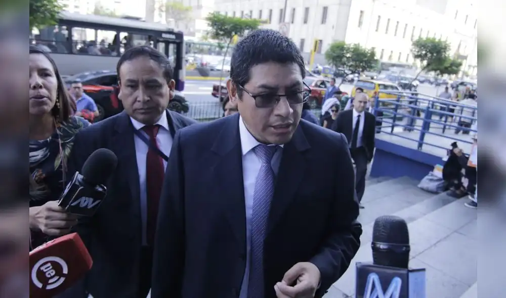 Fiscal  Reynaldo Abia  dirige la reconstrucción del ingreso ilegal a oficinas del Ministerio Público [FOTOS]