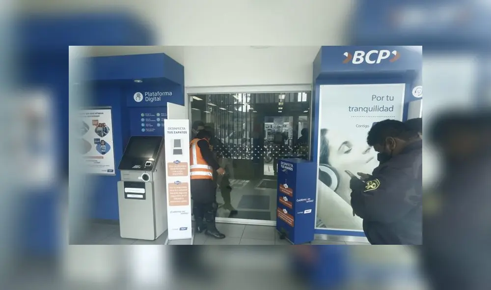 Asalto de la agencia bancaria BCP en San Martín de Porres. Créditos: Marco Cotrina. Asalto de la agencia bancaria BCP en San Martín de Porres. Créditos: Marco Cotrina.