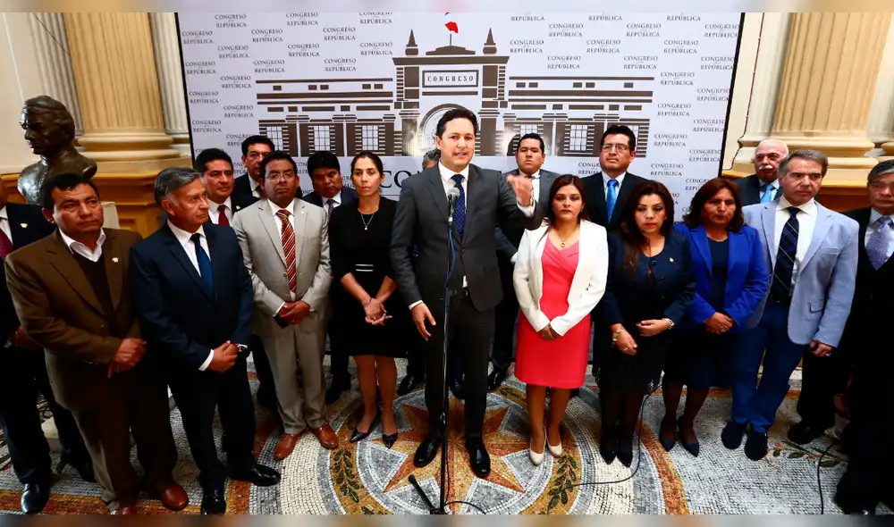 Fuerza Popular le da plazo hasta hoy a PPK para que renuncie a la presidencia