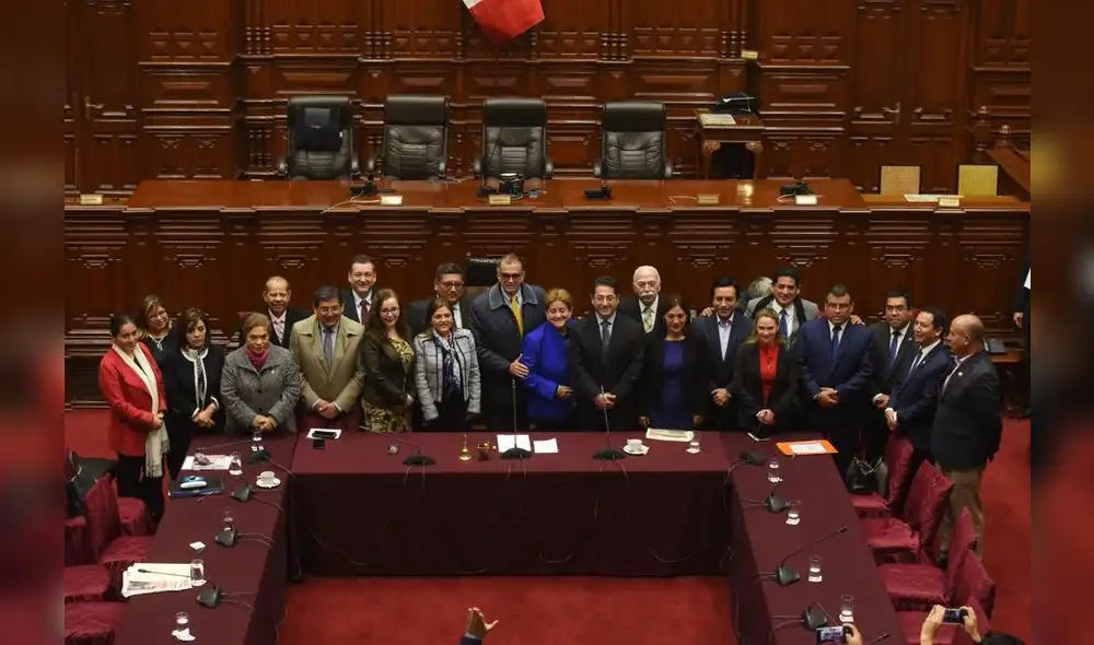 Así se instalaron las comisiones del Congreso para el periodo 2019-2020 [GALERÍA]