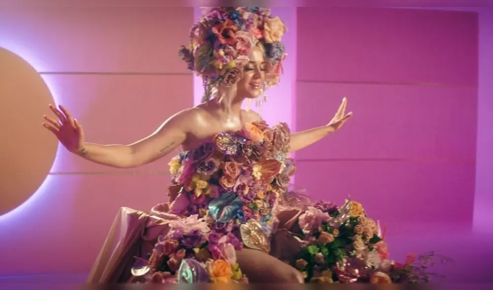 Katy Perry está comprometida con Orlando Bloom, quien tiene un hijo fruto de una relación anterior. (Foto: Captura)