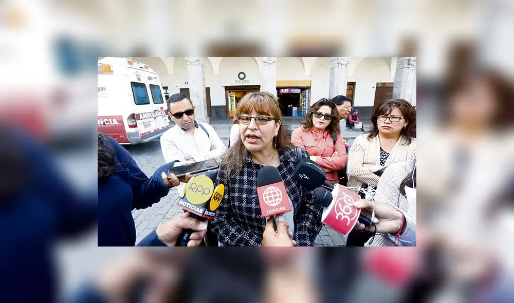 Directora Yolanda Gárate.