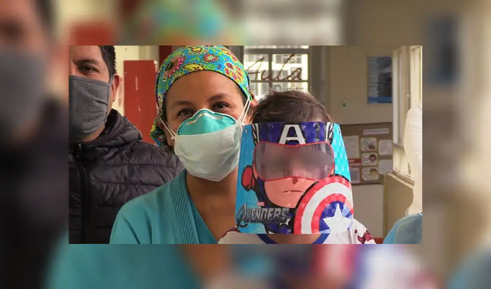 Durante el tiempo que estuvo internado, el pequeño Sergio recibió la atención permanente de un equipo multidisciplinario. (Foto: INSN Breña) Durante el tiempo que estuvo internado, el pequeño Sergio recibió la atención permanente de un equipo multidisciplinario. (Foto: INSN Breña)