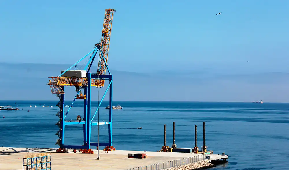 Inversión en terminales portuarios en noviembre más de 16 millones de dólares. Inversión en terminales portuarios en noviembre más de 16 millones de dólares.
