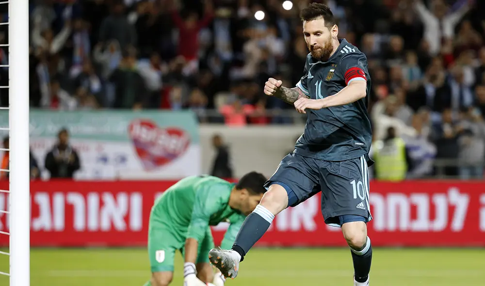 Argentina empató 2-2 con Uruguay en Israel con gol de Messi en los descuentos [RESUMEN]