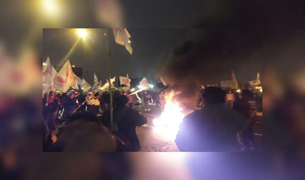 Callao: vandalismo de militantes de 'Vamos Perú' por tacha electoral [VIDEO]