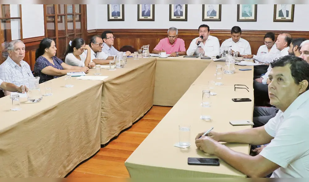 EMPRESARIOS LIBERTEÑOS. Se reunieron con titular del Senasa.