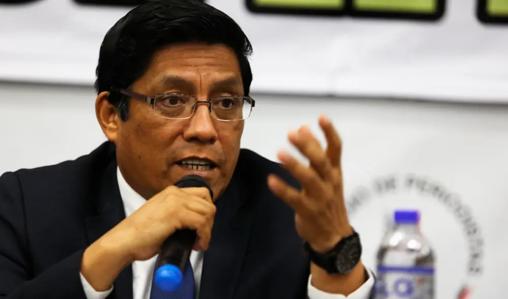 Ministro de Justicia hizo su descargo vía redes sociales sobre sus "inquietudes" del caso Chinchero.