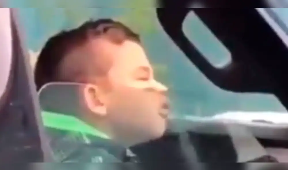 YouTube viral: niño juega con luna del carro y sucede algo inesperado al final [VIDEO]